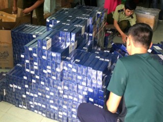 Quảng Bình: Ngăn chặn vụ vận chuyển gần 14.000 bao thuốc lá ngoại nhập lậu
