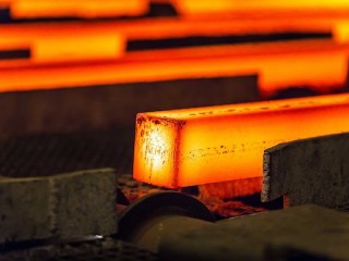 Hoà Phát xuất khẩu đơn hàng phôi thép gần 1.000 tỷ đồng sang Trung Quốc