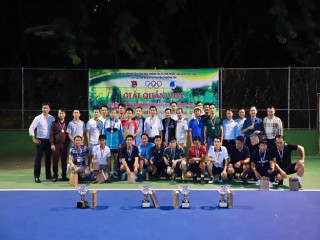Tổ chức giải quần vợt chào mừng Đại hội Đảng bộ Thành phố Hà Nội lần thứ XVII
