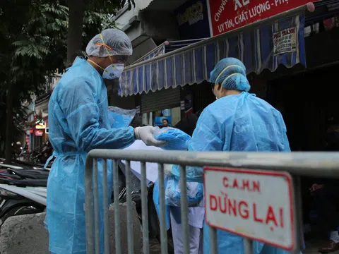 Bộ Y tế: Chủng virus "siêu lây nhiễm", quyết liệt bảo vệ nhân viên y tế không bị lây nhiễm chéo