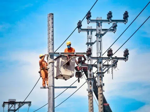 6 nhóm giải pháp bảo đảm việc cung ứng điện trong năm 2025