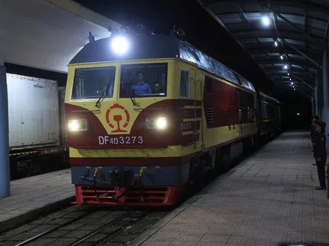 Mở bán vé tàu liên vận quốc tế tại tất cả các ga trên cả nước