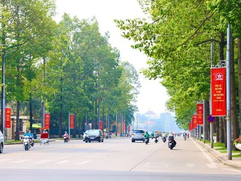 Hà Nội mở rộng tuyến đường Hùng Vương phục vụ diễu binh, diễu hành dịp 2/9