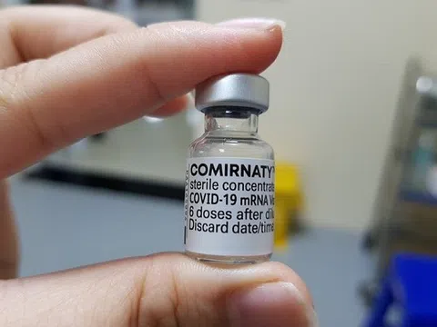 Tăng hạn dùng của vaccine phòng COVID-19 Pfizer thêm 3 tháng