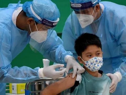 Thủ tướng Phạm Minh Chính: Tập trung nghiên cứu việc tiêm vaccine phòng Covid-19 mũi thứ 4