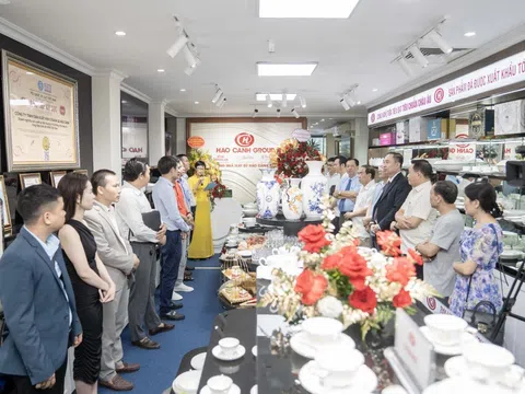 Tưng bừng khai trương Văn phòng mới sứ Hảo Cảnh tại Hà Nội