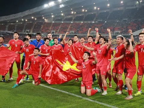 Hà Nội dành 2 tỷ đồng tặng đội tuyển bóng đá Việt Nam vô địch ASEAN Cup 2024