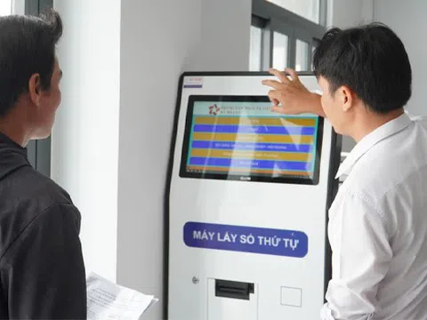 Hà Nội thí điểm kiosk thông minh xác thực, cấp bản sao số tài liệu điện tử