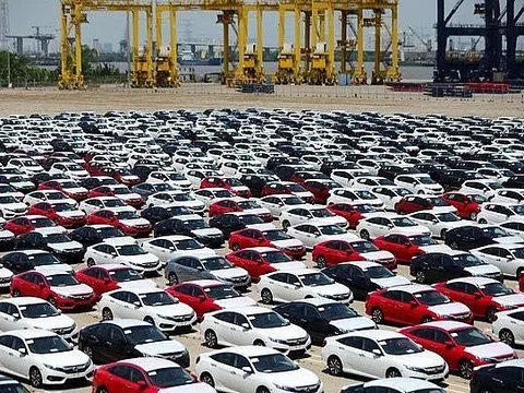 Nhập khẩu ô tô nguyên chiếc tiếp tục tăng mạnh