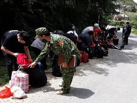 Hà Giang: Phát hiện 16 người nhập cảnh trái phép, định trốn cách ly