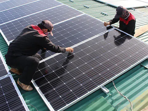 Lâm Đồng: Lưới điện quá tải nghiêm trọng do điện mặt trời