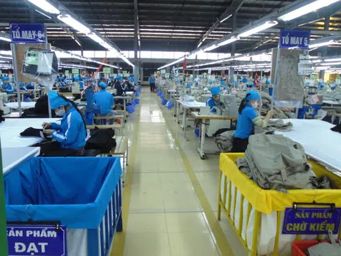Thái Nguyên: Ngành may đồng hành người lao động trong giai đoạn khó khăn