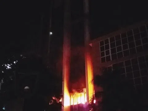Thanh Hóa: Cháy lớn tại Tòa nhà Dầu khí, một nạn nhân tử vong