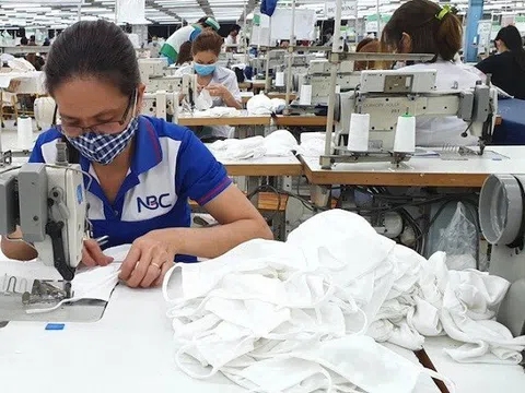 Đề xuất Chính phủ dùng NSNN đặt mua khẩu trang vải cho người dân