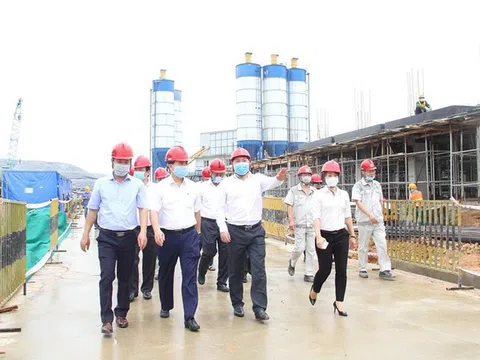 Chủ tịch Hà Nội trực tiếp thị sát, Nhà máy Điện rác 7.000 tỷ đồng có kịp về đích?
