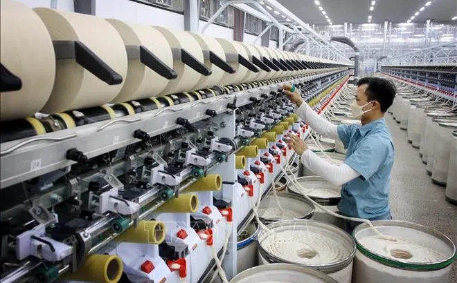 Khó khăn bủa vây doanh nghiệp ngành sợi dù đã bớt lỗ
