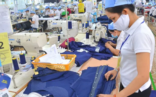 Xuất khẩu dệt may tăng trưởng tháng thứ 5 liên tiếp