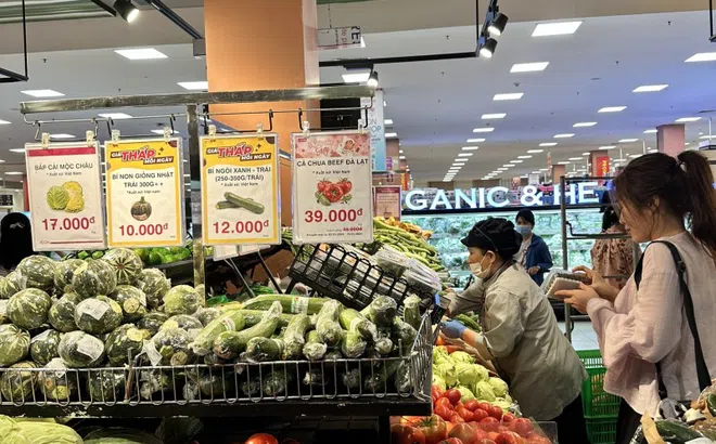 Bộ Công Thương khuyến cáo người dân không tích trữ nhu yếu phẩm quá mức cần thiết