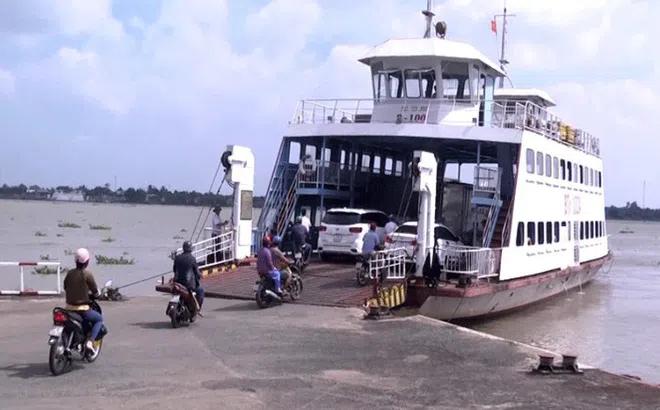12 đối tượng được miễn thu tiền qua phà từ 1/1/2025