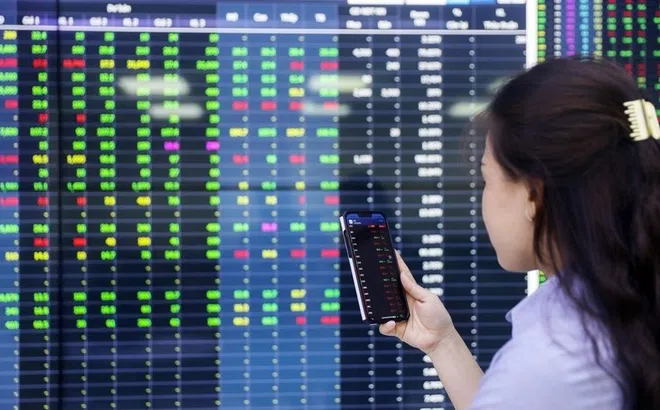 Lượng tài khoản chứng khoán mở mới cao nhất kể từ tháng 11/2024