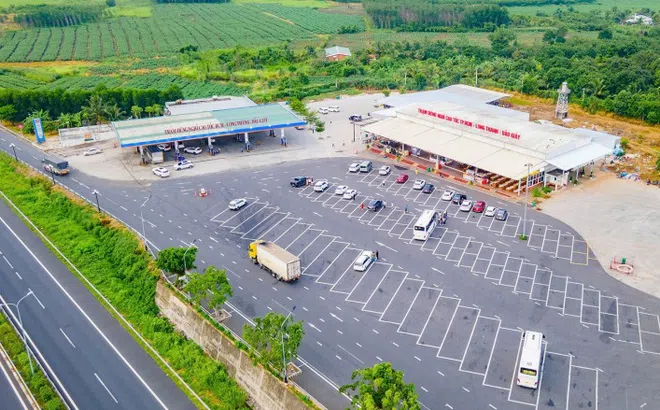 Bố trí 10 trạm dừng nghỉ trên cao tốc Bắc-Nam phục vụ người dân đi lại dịp 30/4-1/5