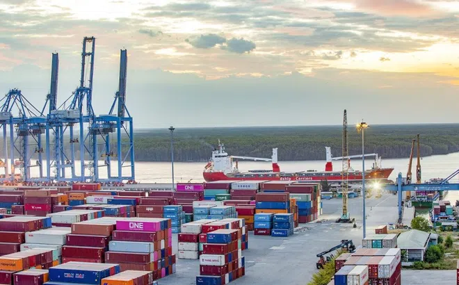 Xuất khẩu sang Singapore tăng 24,7% so với cùng kỳ