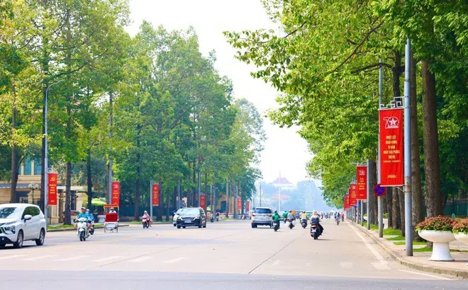 Hà Nội mở rộng tuyến đường Hùng Vương phục vụ diễu binh, diễu hành dịp 2/9