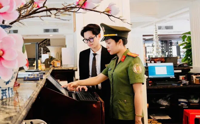 Cảnh báo thủ đoạn lừa đảo khi nhận hộ chiếu qua bưu chính