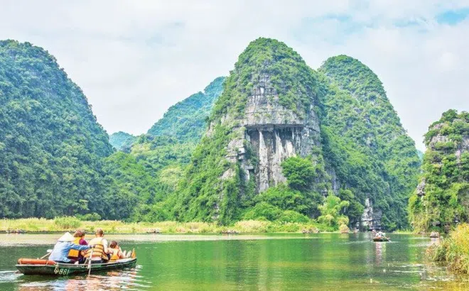 Hơn 15,4 triệu lượt khách quốc tế đến Việt Nam sau 9 tháng