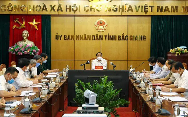 Bộ Y tế sẵn sàng điều động 1.000 người hỗ trợ Bắc Giang triển khai tiêm chủng, lấy mẫu xét nghiệm Covid-19