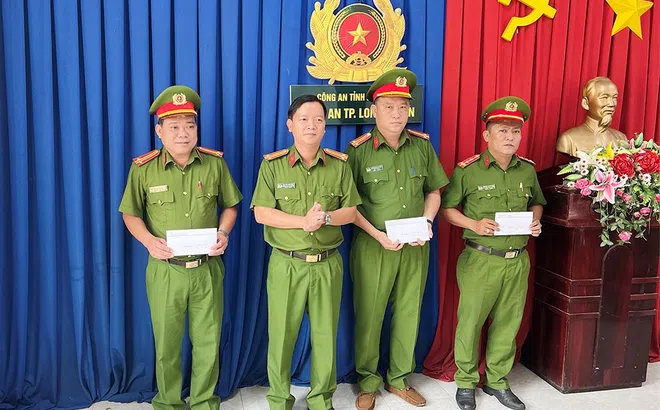 An Giang: Trao thưởng cho 3 đơn vị truy bắt nhanh đối tượng cướp giật tài sản