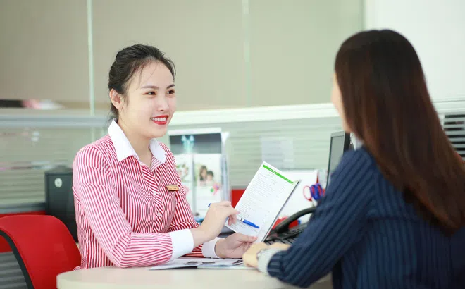 Techcombank nhận vinh danh hai giải thưởng lớn từ The Asian Banker