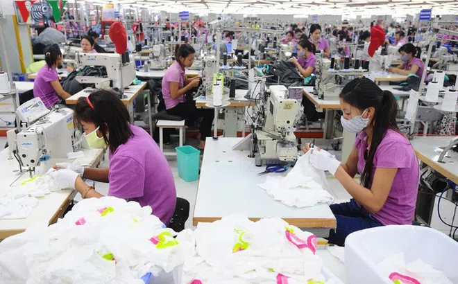 Doanh nghiệp sản xuất tăng tốc phục hồi dịp cuối năm