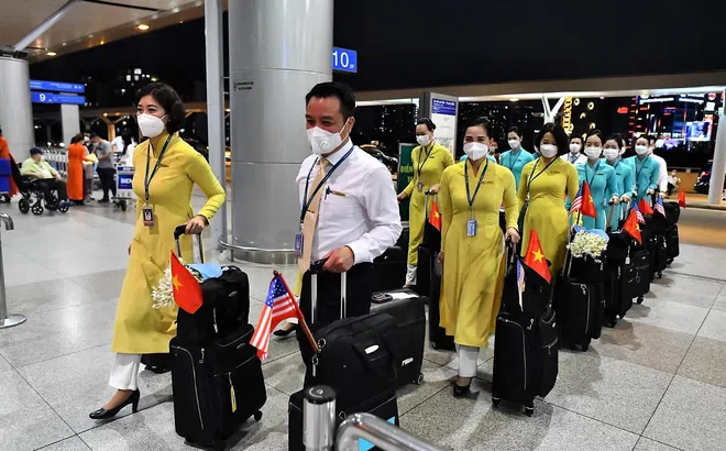 Hãng hàng không đầu tiên của Việt Nam thực hiện chuyến bay thẳng thường lệ đầu tiên đến Mỹ