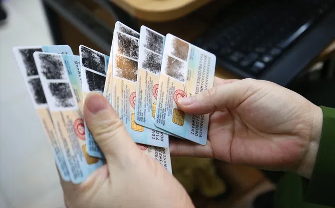 Hàng loạt mức phạt mới về CCCD được áp dụng từ tháng 1/2022 người dân cần lưu ý