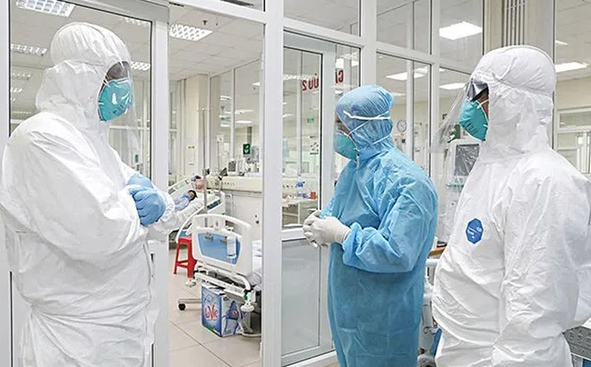 Sáng 10/1: Hơn 1,5 triệu bệnh nhân COVID-19 ở nước ta khỏi bệnh; Đã có 31 ca nhiễm biến chủng Omicron