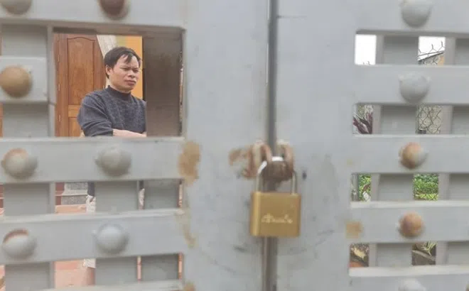 Quy định với người về quê ăn Tết ở nhiều địa phương gây hoang mang bởi "phép Vua thua lệ làng"