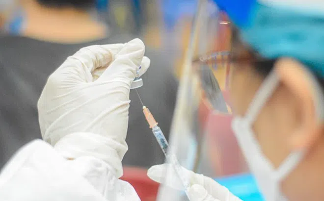 Bộ Y tế: Bắt buộc 100% cơ sở tiêm vaccine phòng COVID-19 cho trẻ từ 5 - dưới 12 tuổi phải ký số