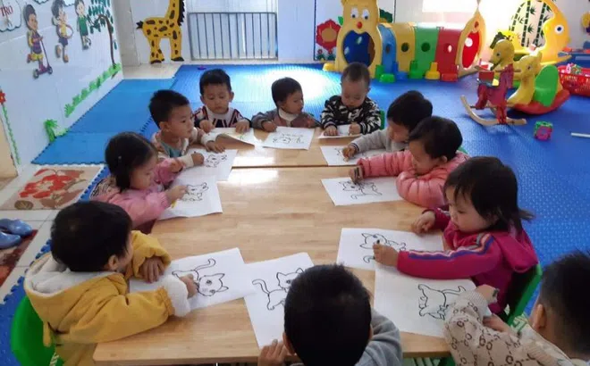 Từ 12/04, nhiều tỉnh cho học sinh mầm non tới trường sau thời gian tạm dừng để phòng chống dịch