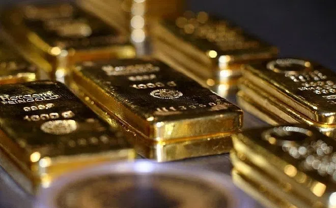 Giá vàng hôm nay 18/4: Xuống dưới mức 2.000 USD
