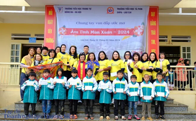 Đông ấm vùng cao 2024” đến với trường Tiểu học Tả Phìn