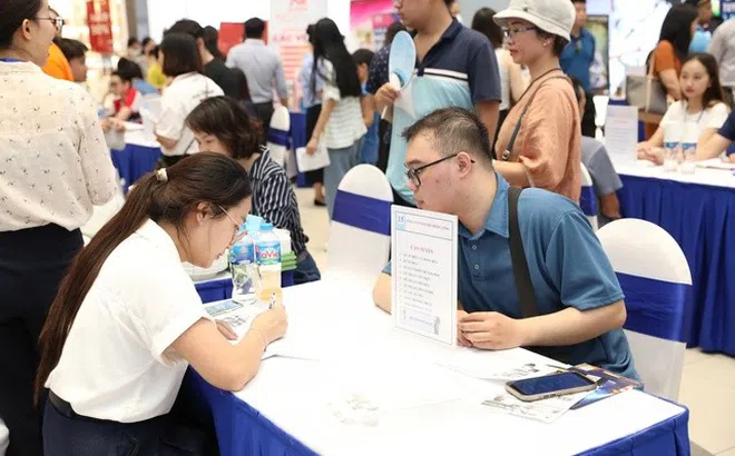 Hà Nội đã giải quyết việc làm cho hơn 207.000 người lao động, vượt 22,77% chỉ tiêu