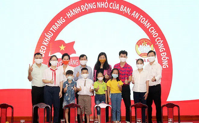 Hà Nội: Phát động toàn dân đeo khẩu trang phòng, chống dịch Covid–19