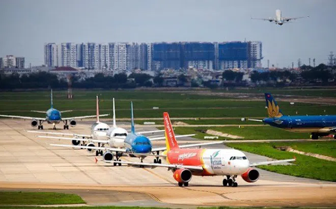 8 tháng đầu năm, số lượng chuyến bay giảm mạnh