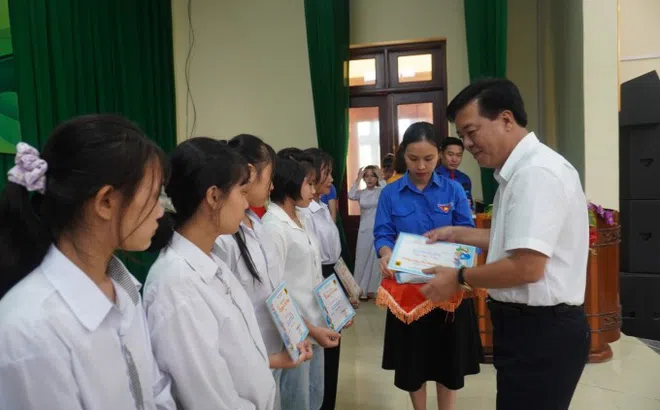Phân bón Bình Điền đồng hành cùng học bổng ‘’Vì tương lai Việt Nam’’