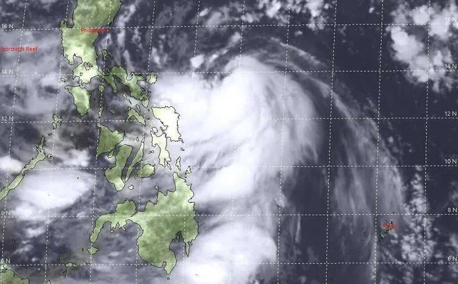 Sơ tán gần 1,3 triệu dân của 7 tỉnh ven biển miền Trung