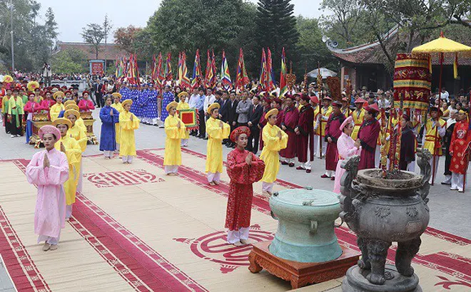Phú Thọ: Dừng tổ chức các hoạt động phần Hội của Lễ hội Đền Mẫu Âu Cơ