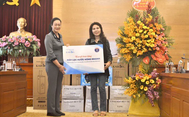 Karofi đồng tặng máy lọc nước cho bệnh viện điều trị Covid-19