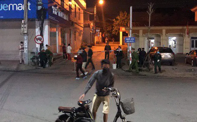 Lai Châu: Cách ly 23 cán bộ Trung tâm phục vụ hành chính công do tiếp xúc với con gái BN133