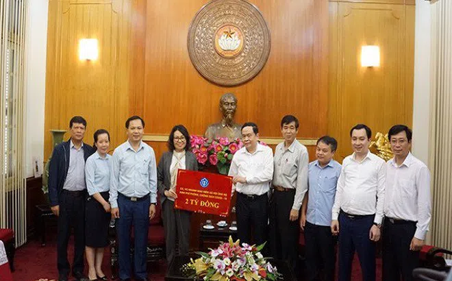 Hơn 400 tỷ đồng ủng hộ công tác phòng, chống dịch bệnh COVID-19